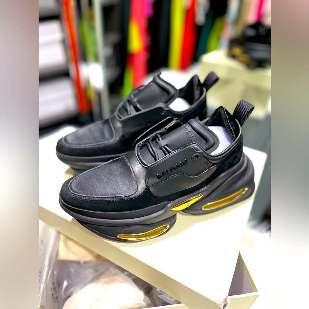BALMAIN
Black B-Bold Leather & Suede Sneakers size 39